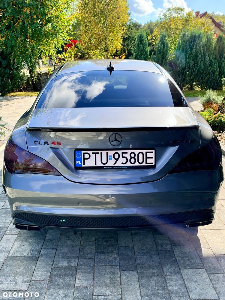 Mercedes-Benz CLA 45 AMG 4-Matic - 10