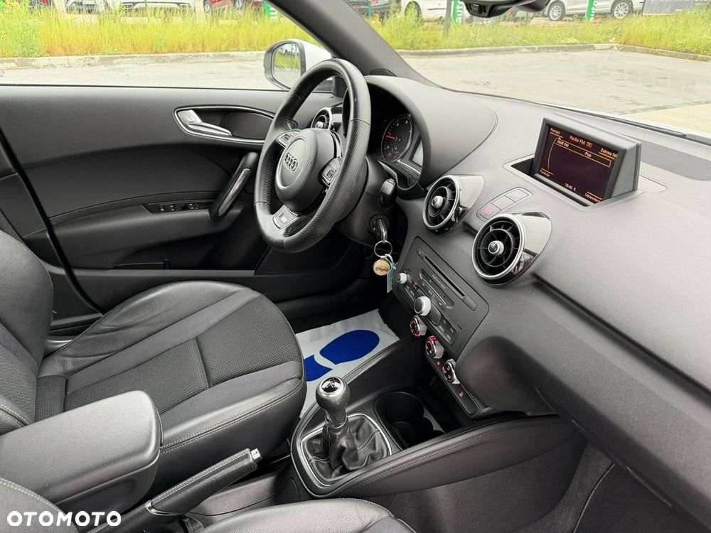 Audi A1 Sportback 1.6 TDI S line edition - 34
