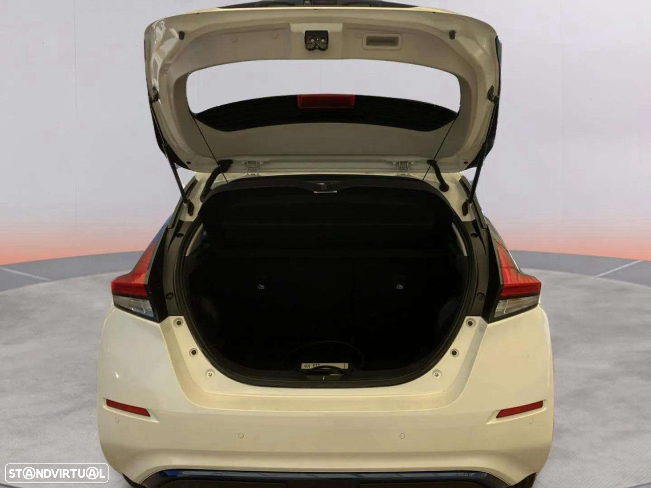 Nissan Leaf N-Connecta - 9