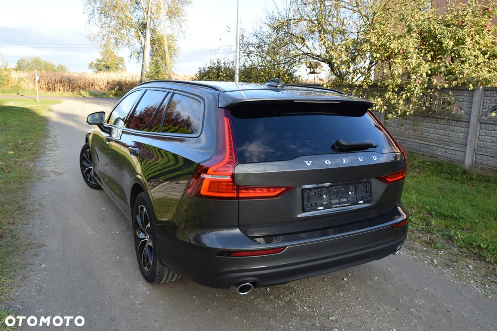 Volvo V60 B4 D Geartronic Momentum Pro - 8