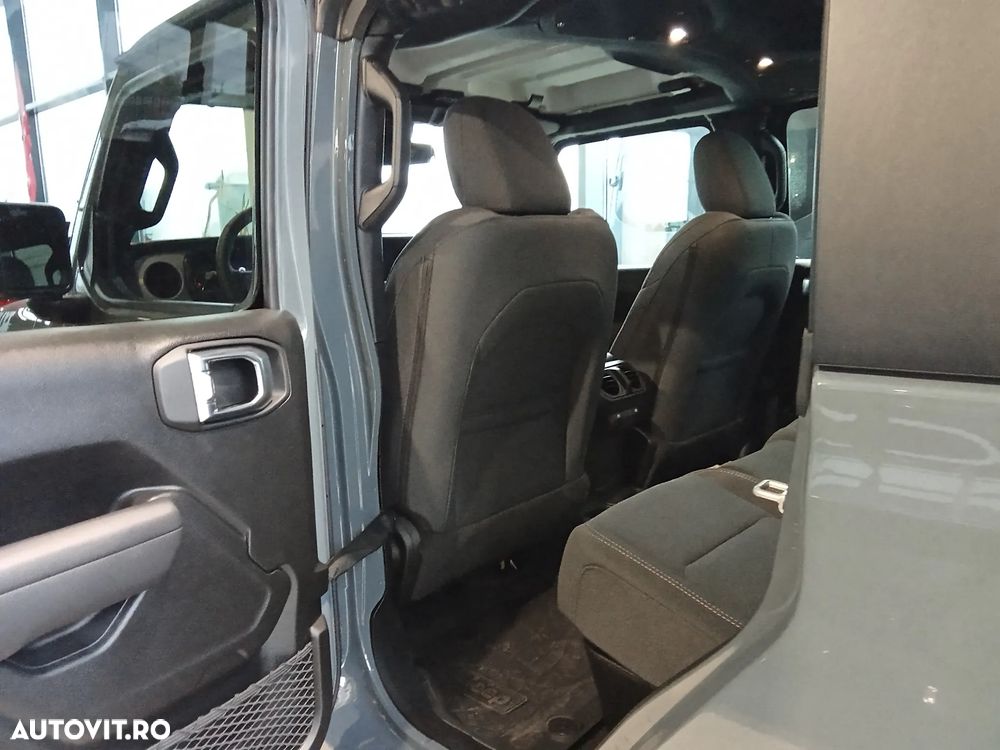 Jeep Gladiator - 15