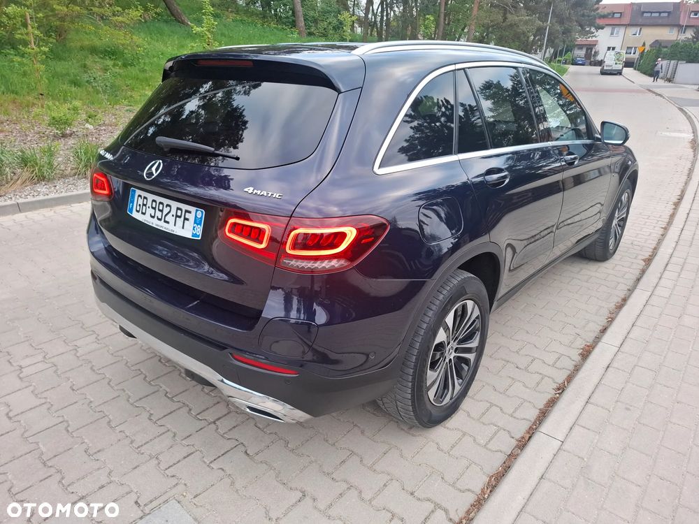 Mercedes-Benz GLC 300 e 4-Matic - 4