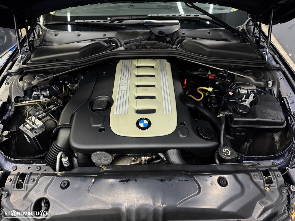 BMW 525 dA Touring - 24