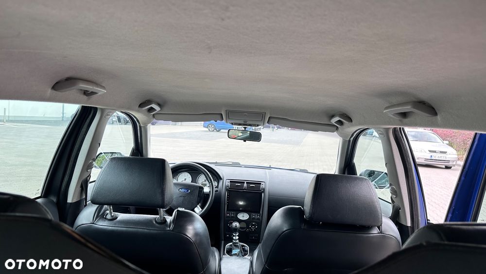 Ford Mondeo V6 ST 220 - 7