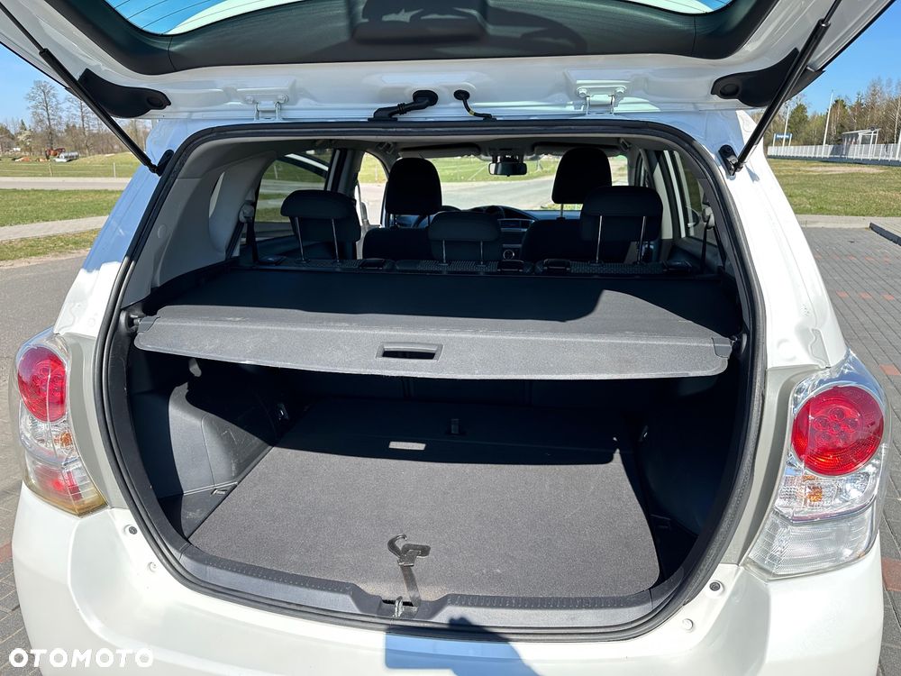 Toyota Verso 2.0 D-4D Edition - 16