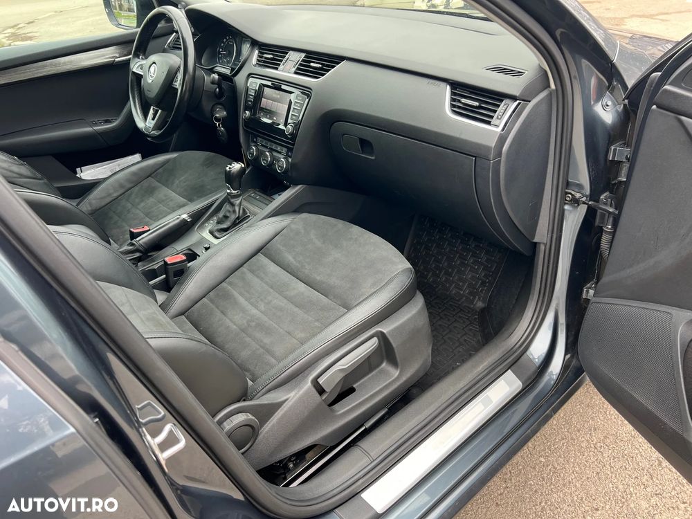 Skoda Octavia 2.0 TDI 4x4 DSG Scout - 28