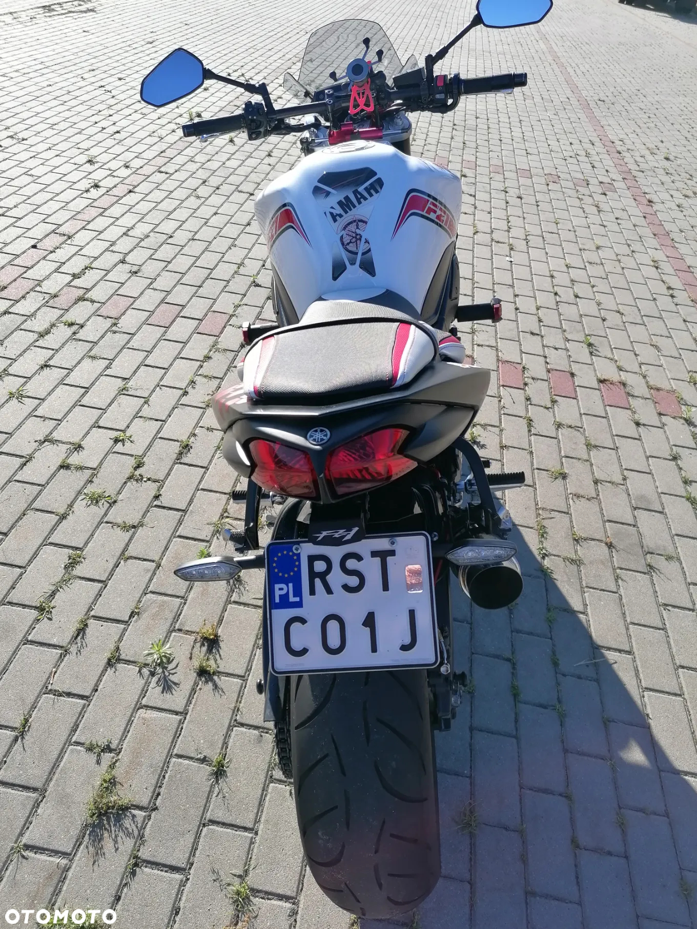 Yamaha FZ - 4