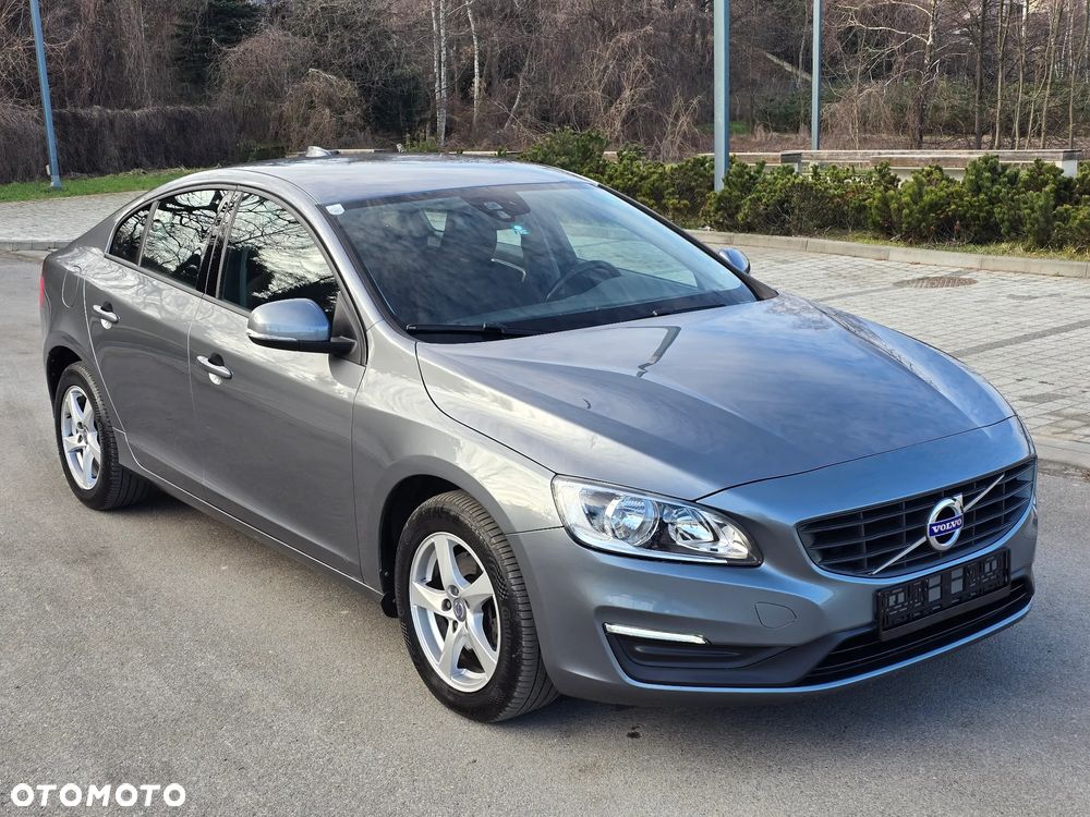 Volvo S60 D3 Geartronic RDesign - 6