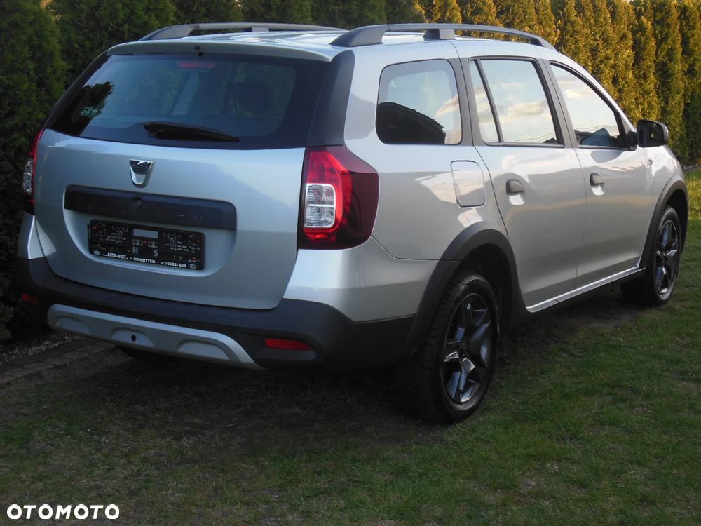 Dacia Logan TCe 90 (S&S) Stepway - 8