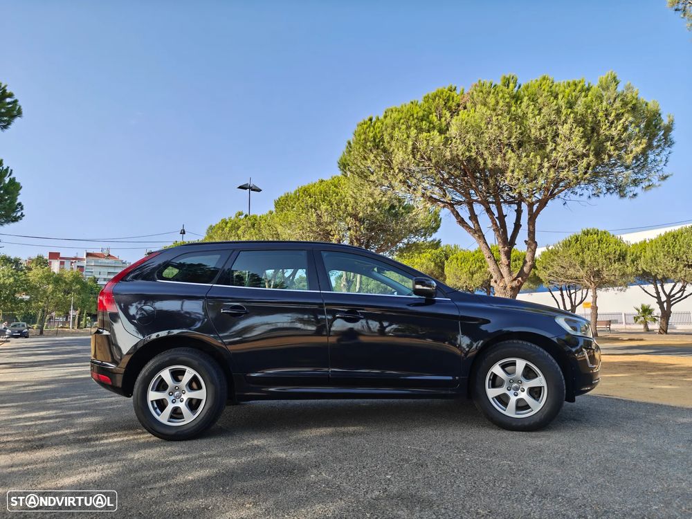 Volvo XC 60 2.0 D4 Momentum Start/Stop - 6