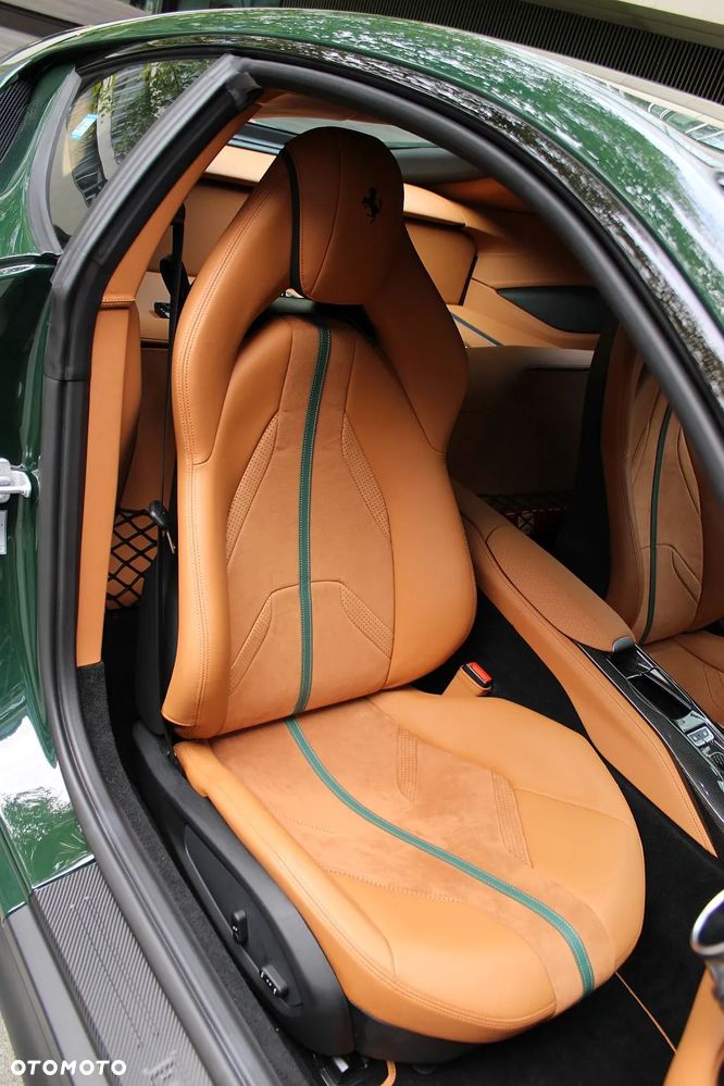 Ferrari 812 Superfast - 18