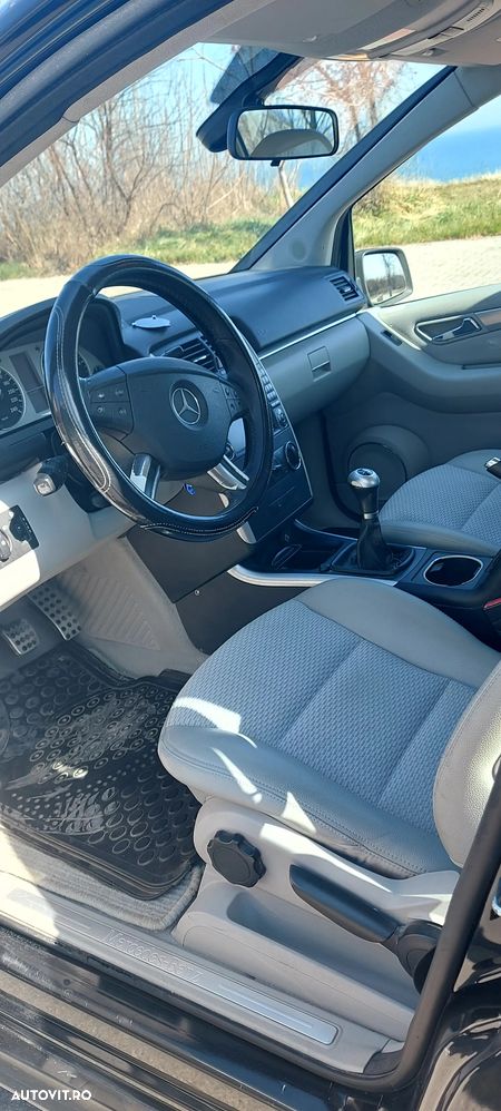 Mercedes-Benz B 180 CDI - 7