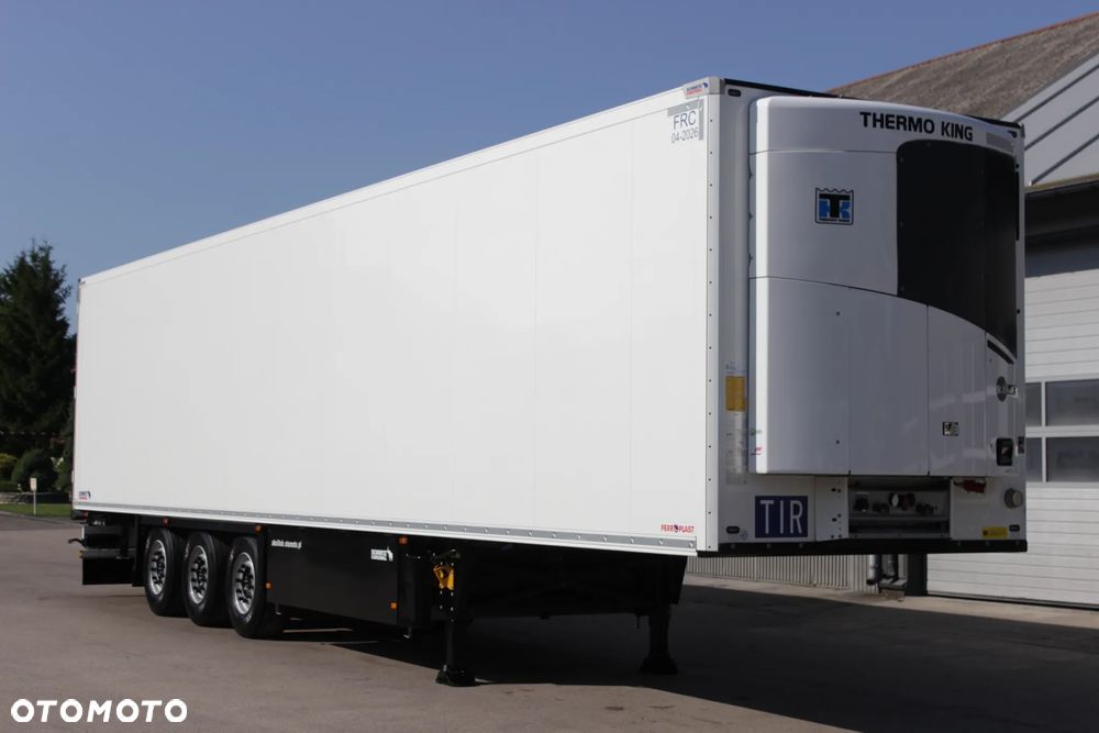 Schmitz Cargobull FP 60 V7 Thermo King SLXi 300 /  3 820  MTG** / JAK NOWA / ŚCIANA 7 CM / - 3