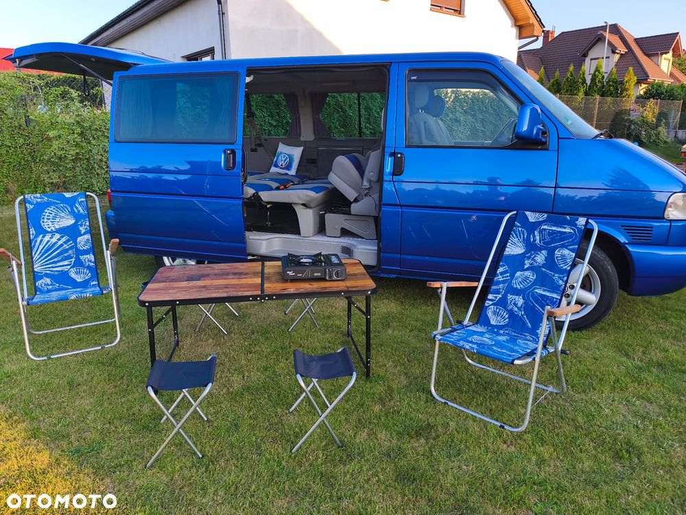 Volkswagen Multivan - 32