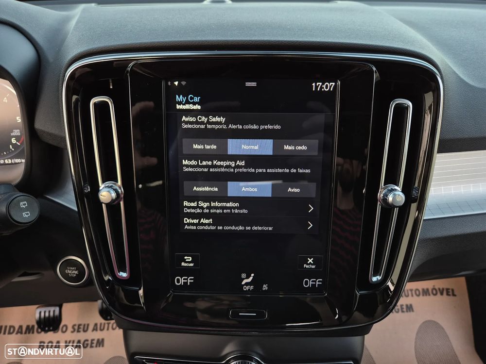 Volvo XC 40 2.0 D3 Momentum Plus - 17