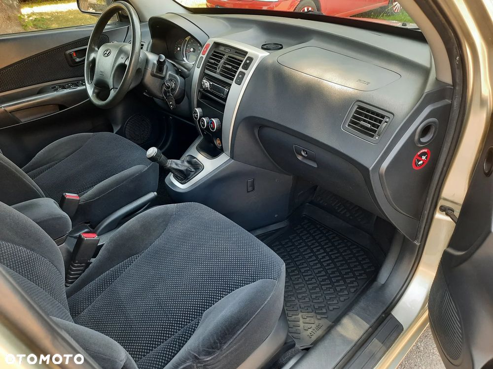 Hyundai Tucson 2.0 2WD GLS Style - 15