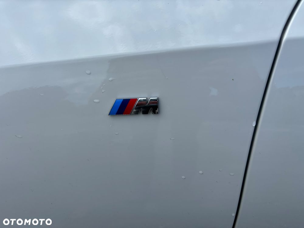 BMW Seria 3 320i xDrive M Sport - 10