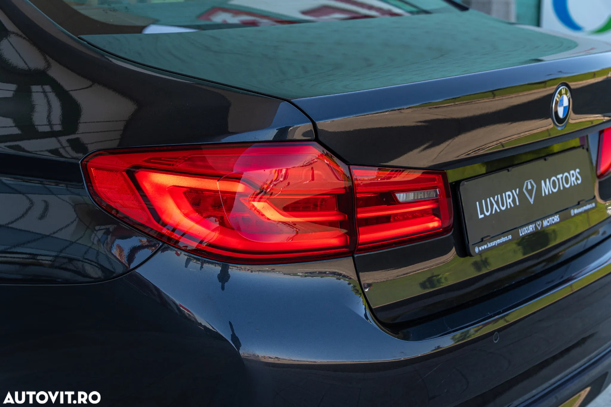 BMW Seria 5 520d AT - 13