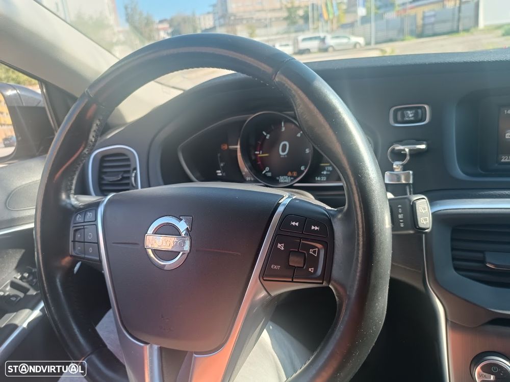 Volvo V40 1.6 D2 Momentum - 28