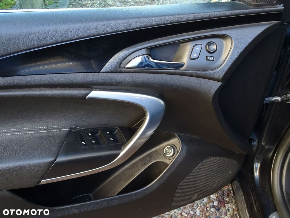 Opel Insignia - 16