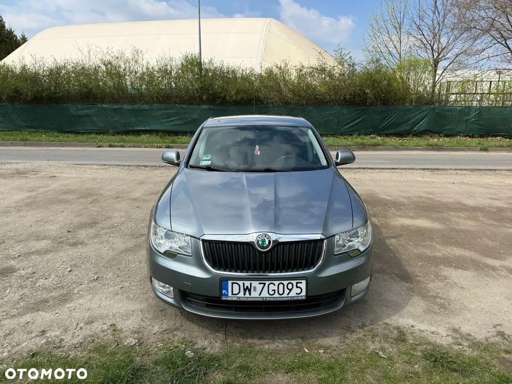 Skoda Superb - 1