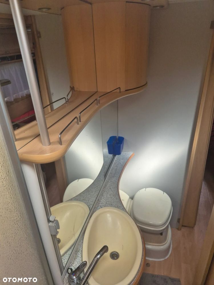 Dethleffs Camper 560SK - 18