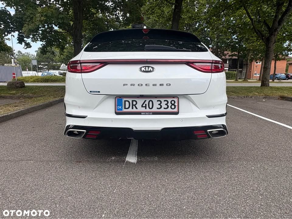 Kia ProCeed 1.6 T-GDI GT DCT - 4