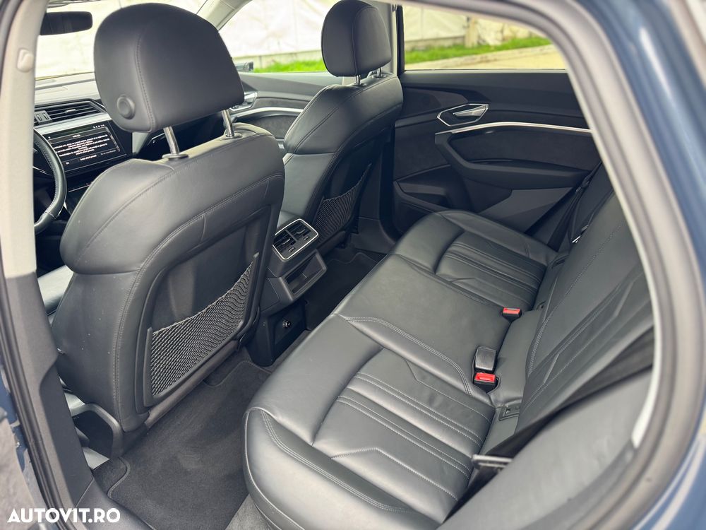 Audi e-tron Sportback 55 quattro S line - 11