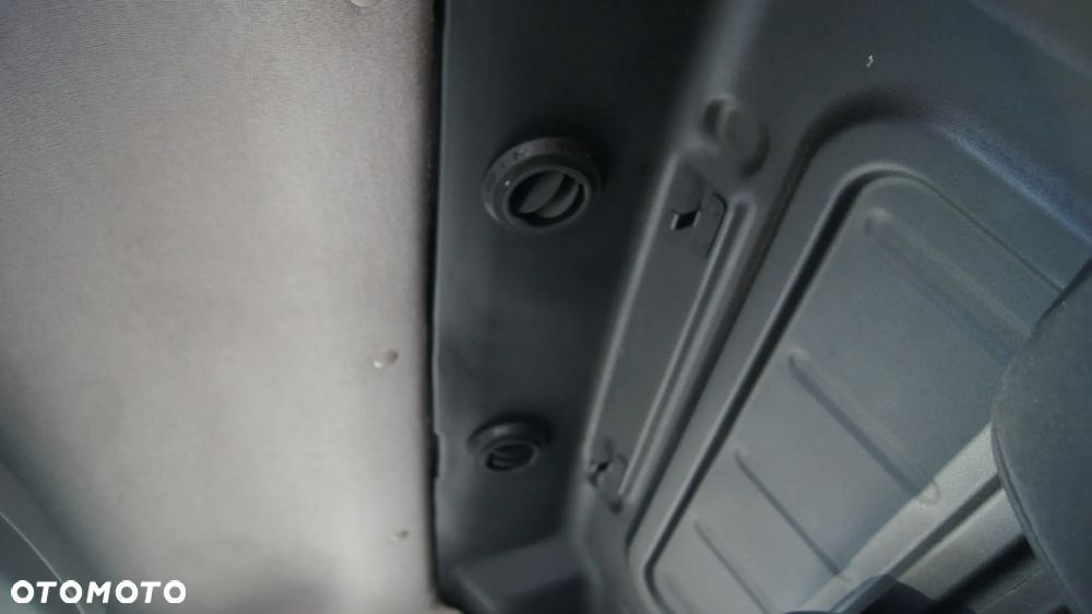 Opel COMBO - 31