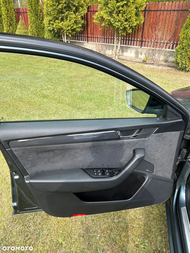 Skoda Superb 2.0 TDI 4x4 Sportline DSG - 15