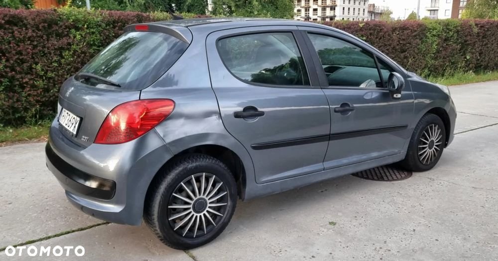 Peugeot 207 1.4 16V Presence - 3