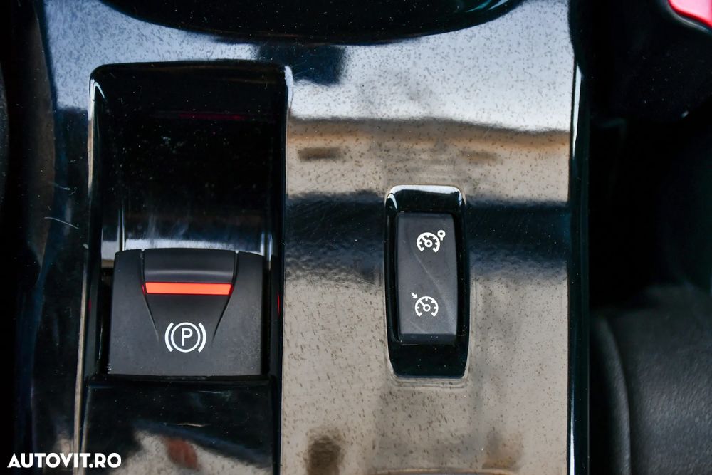 Renault Megane ENERGY dCi 130 BOSE EDITION - 12