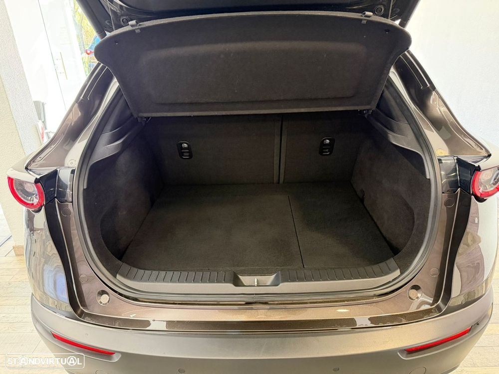 Mazda CX-30 2.0 Sky-G Evolve i-Active +Sport - 26