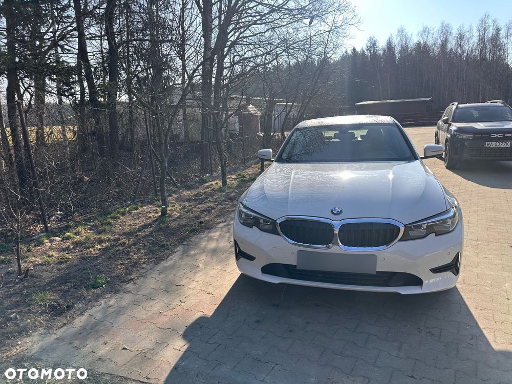 BMW Seria 3 318d - 3
