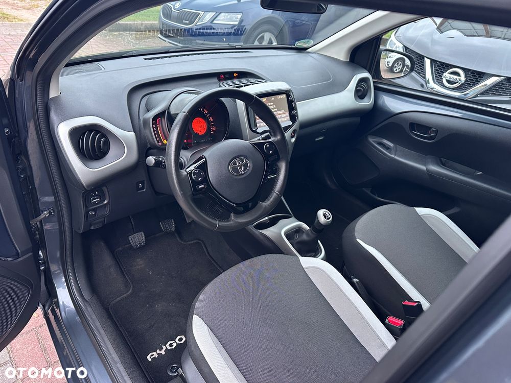 Toyota Aygo x-cite - 15