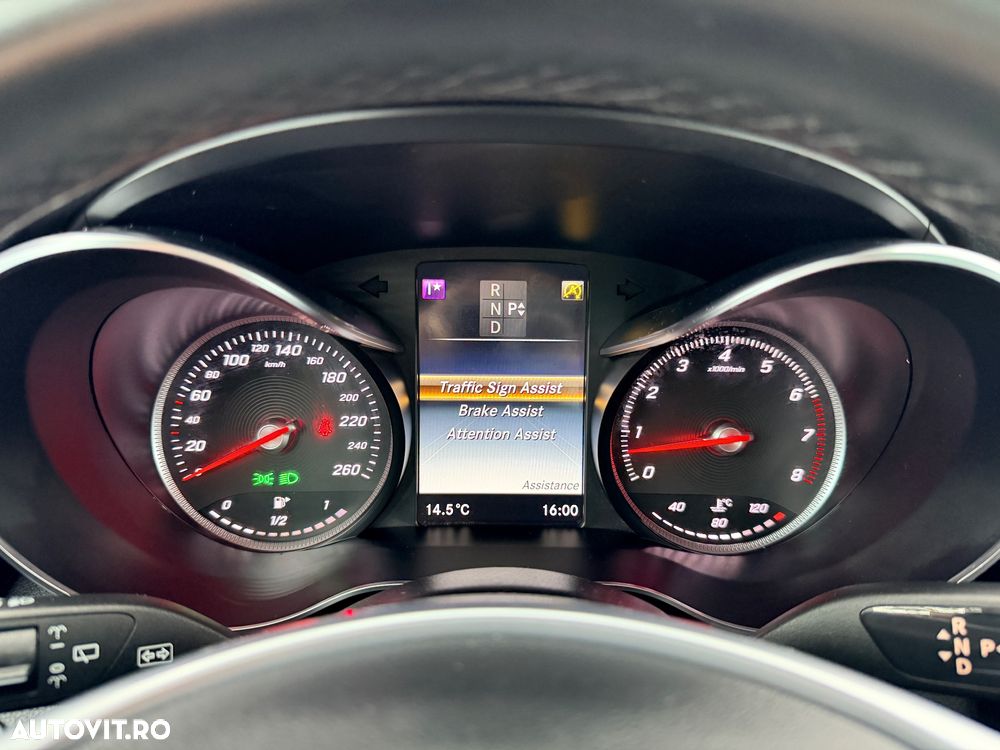 Mercedes-Benz GLC 250 4Matic 9G-TRONIC AMG Line - 38