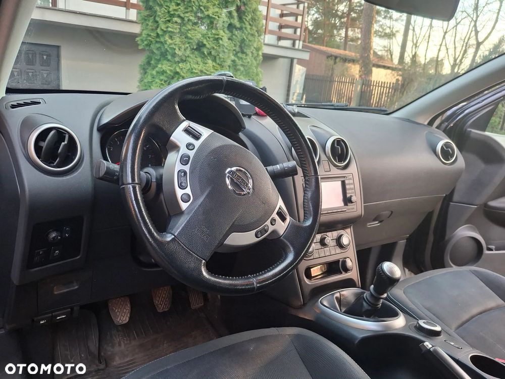 Nissan Qashqai - 13