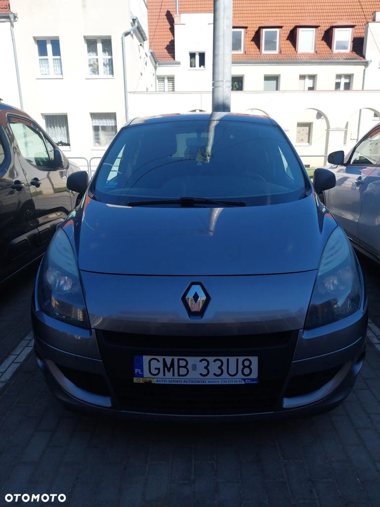 Renault Scenic 1.6 16V Authentique - 17