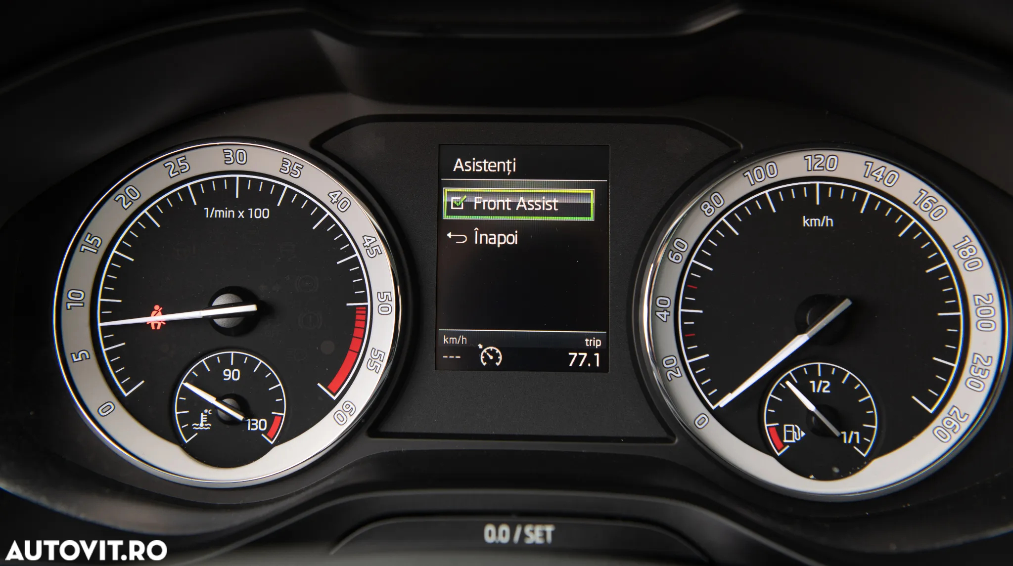 Skoda Karoq 2.0 TDI 4X4 DSG Ambition - 30