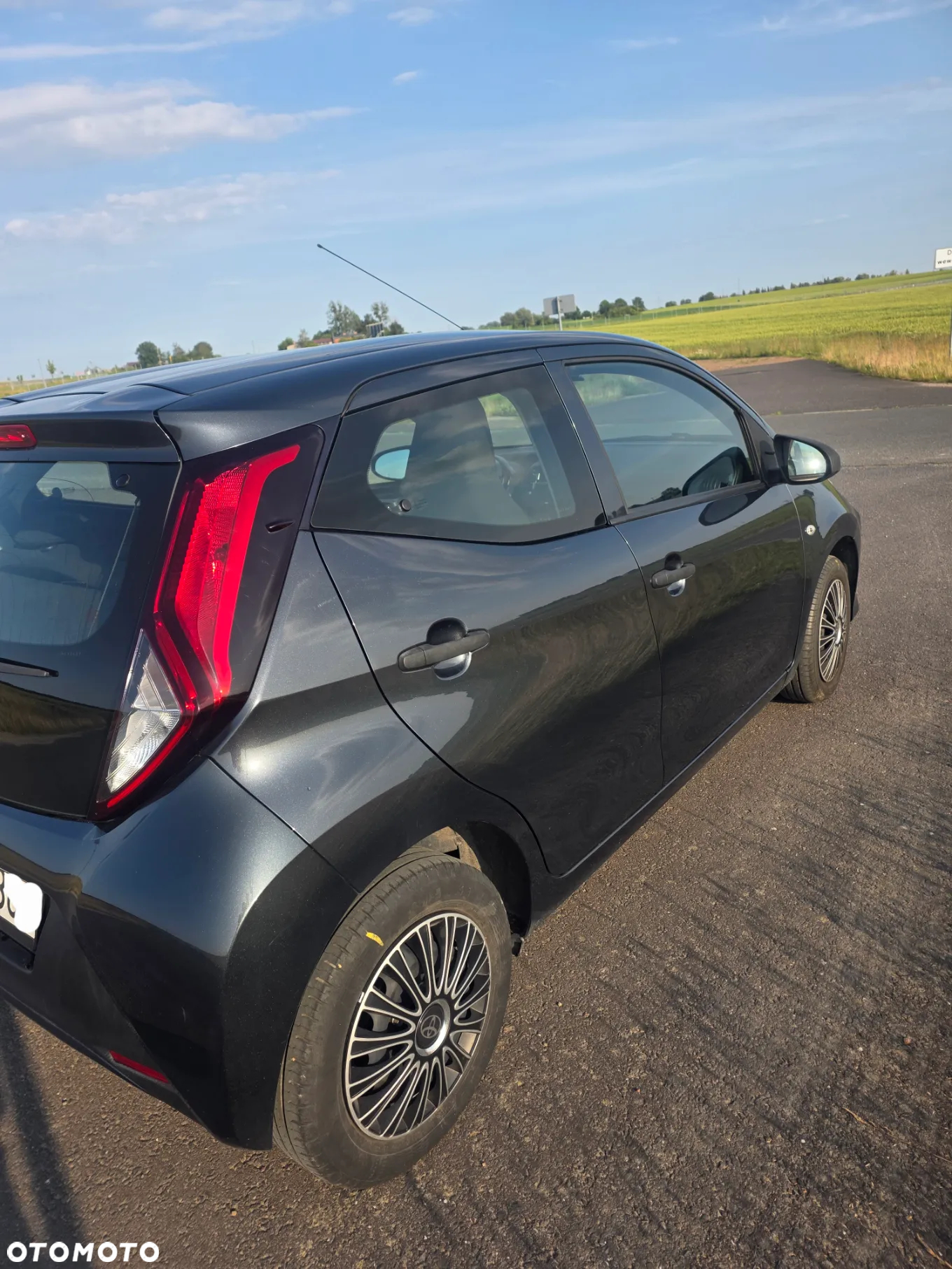 Toyota Aygo 1.0 VVT-i Black Edition - 4