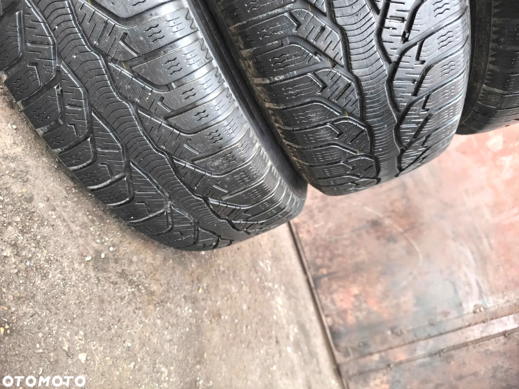 4x108 Felgi Stalowe Stal 15 Koła Zimowe Zima CITROEN C4 PICASSO DS4 C3 PICASSO BERLINGO C5 PEUGEOT PARTNER 301 307 SW 308 408 5mm Legnica ALU-RAD 195/65 - 12