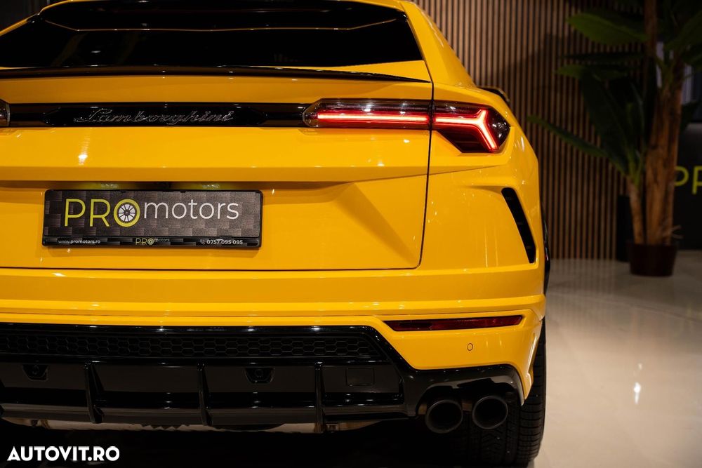 Lamborghini URUS - 15