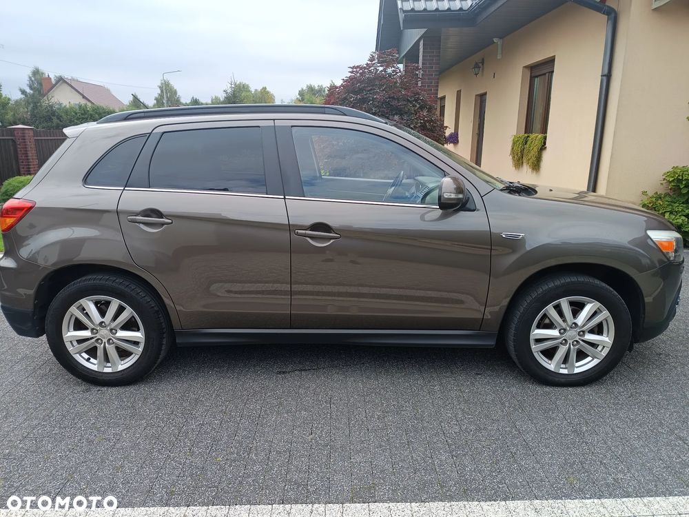 Mitsubishi ASX 1.8 DID Instyle NAVI 4WD AS&G - 4