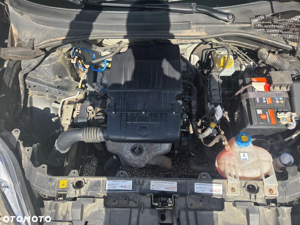 Fiat Punto Evo 1.2 8V Lounge - 22