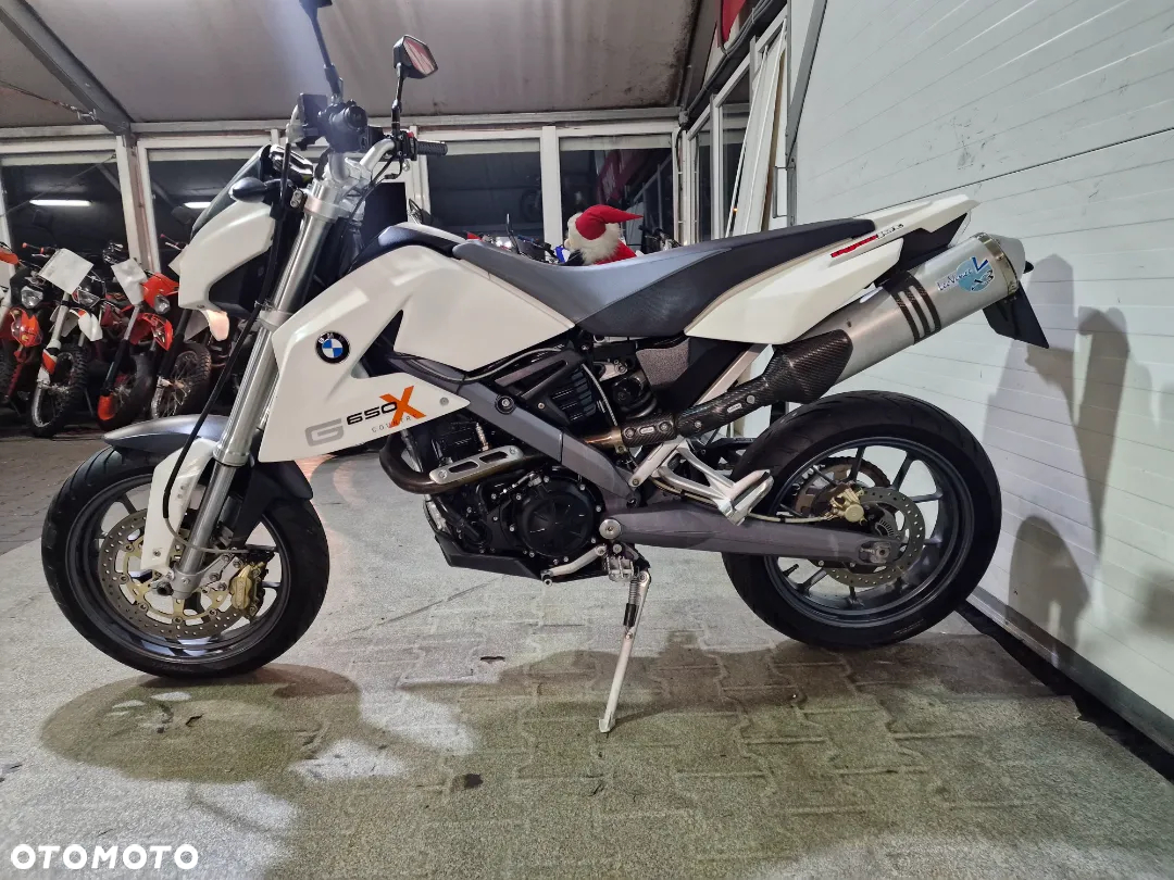 BMW G - 11