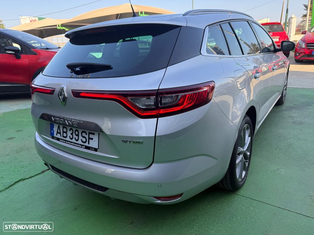 Renault Mégane Sport Tourer 1.5 Blue dCi GT Line - 12