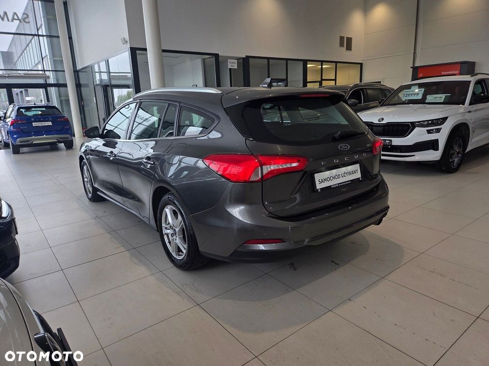 Ford Focus - 4