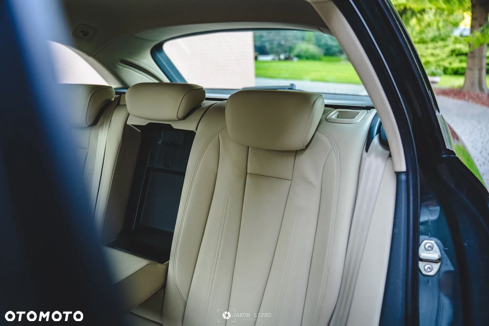 Audi A4 ver-avant-30-tdi-s-tronic - 27