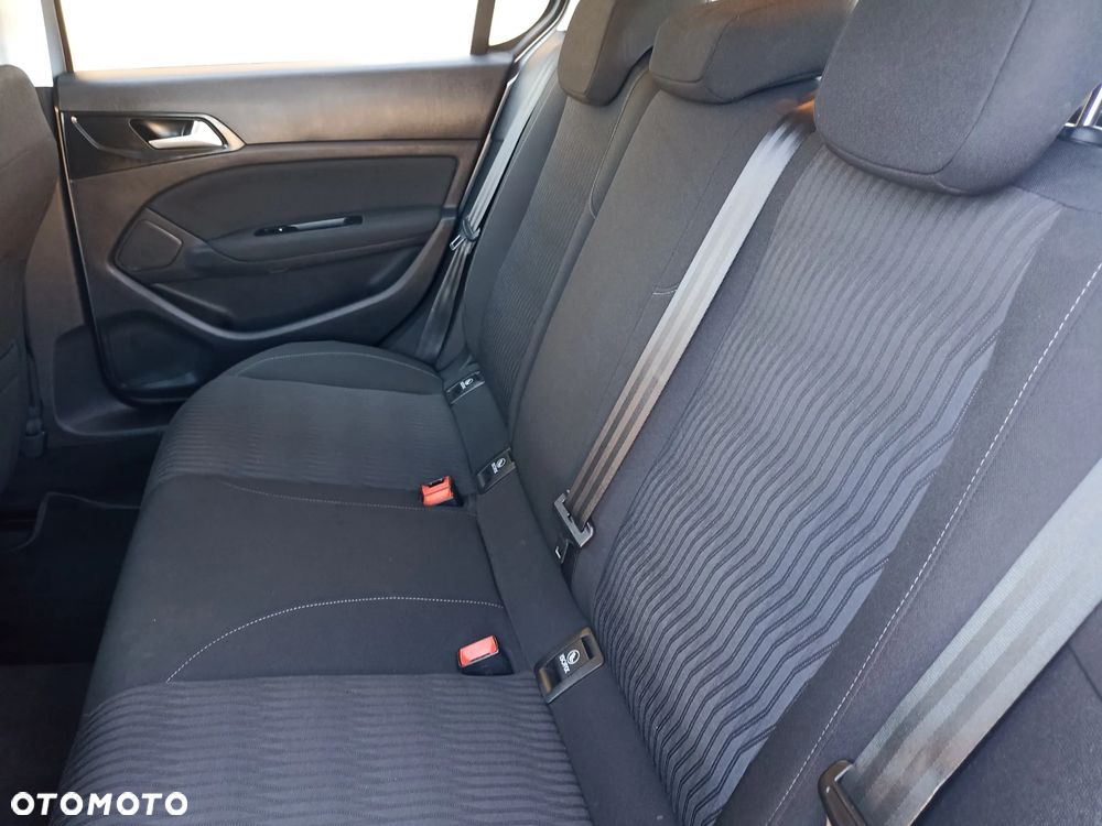 Peugeot 308 - 13