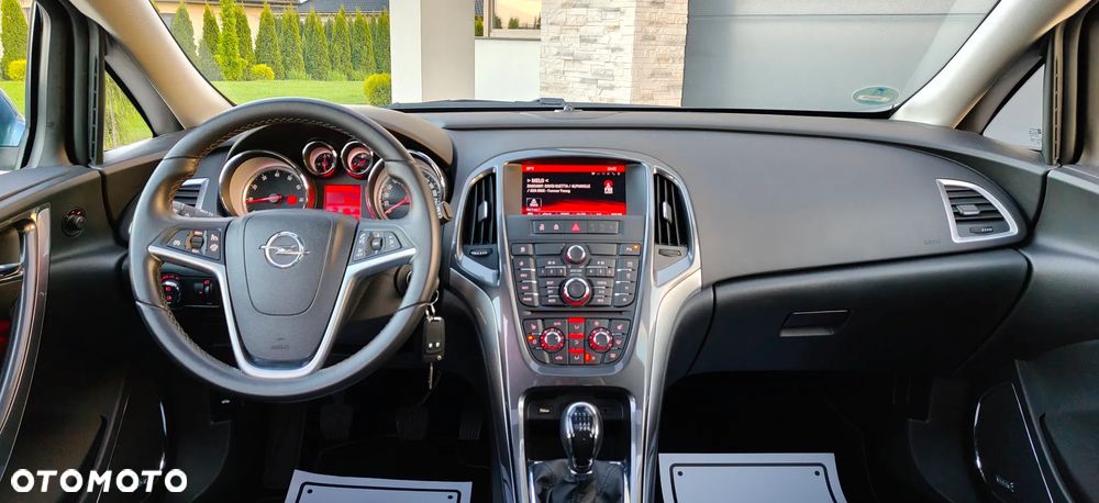 Opel Astra 1.4 Turbo Exklusiv - 20